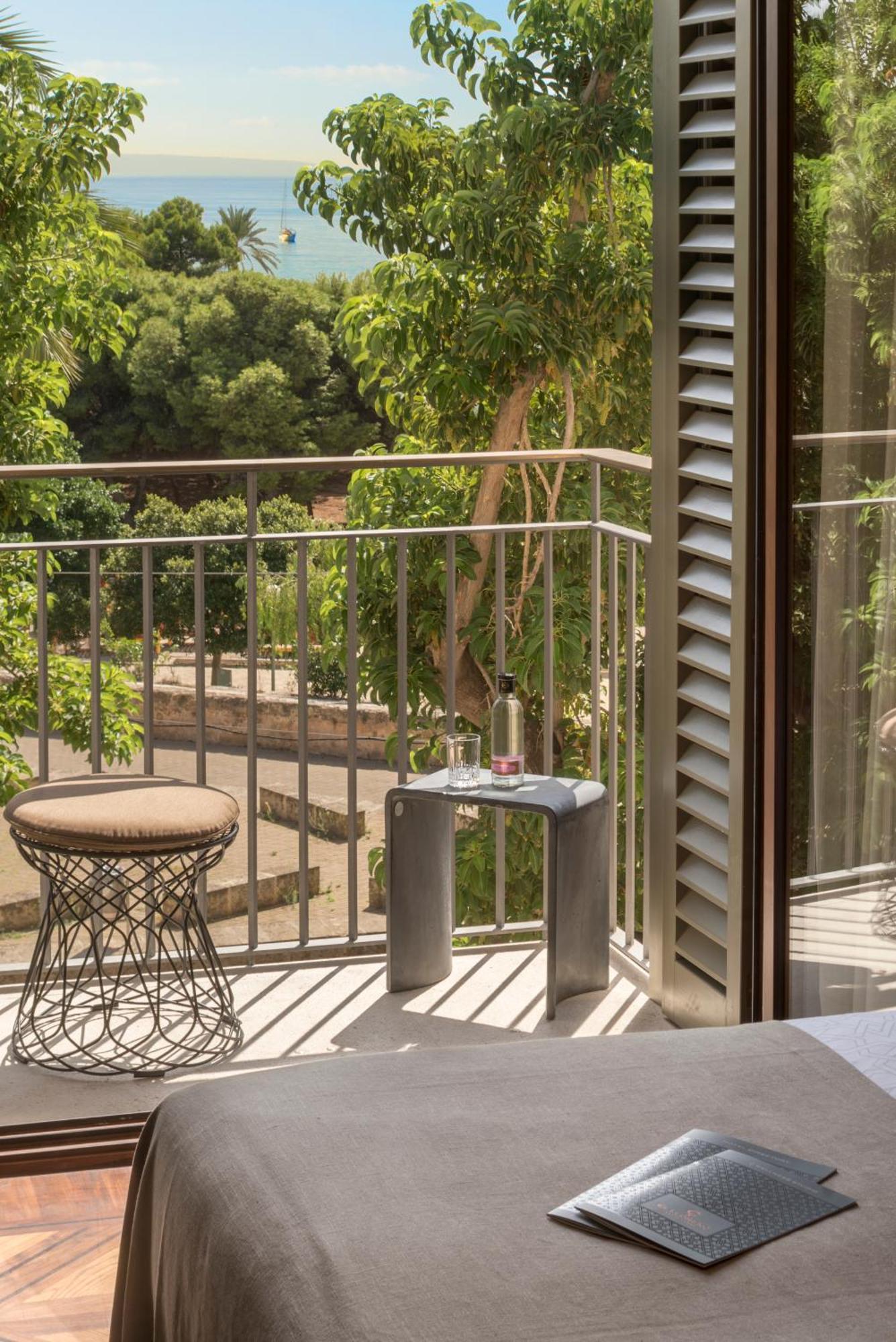 El Llorenc Parc De La Mar - Adults Only Palma de Mallorca Eksteriør bilde A balcony